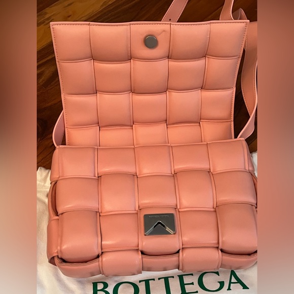 Bottega Veneta Padded Cassette, NEW - Picture 5 of 16